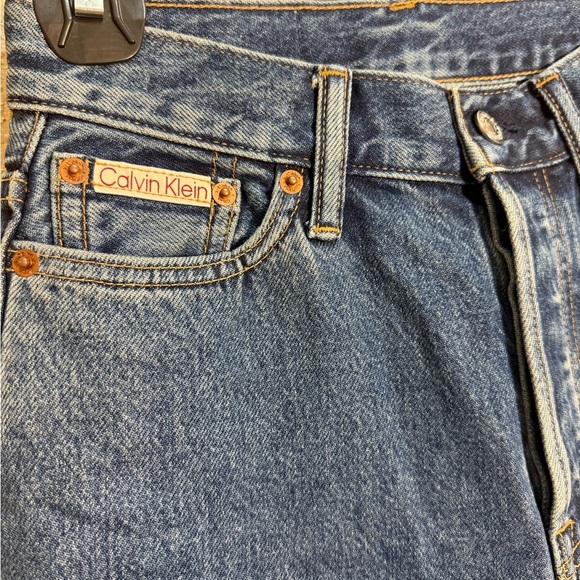 Calvin Klein Twisted Hem Retro Fit High Rise Jeans 27” inseam size 24 NWT - Picture 2 of 10
